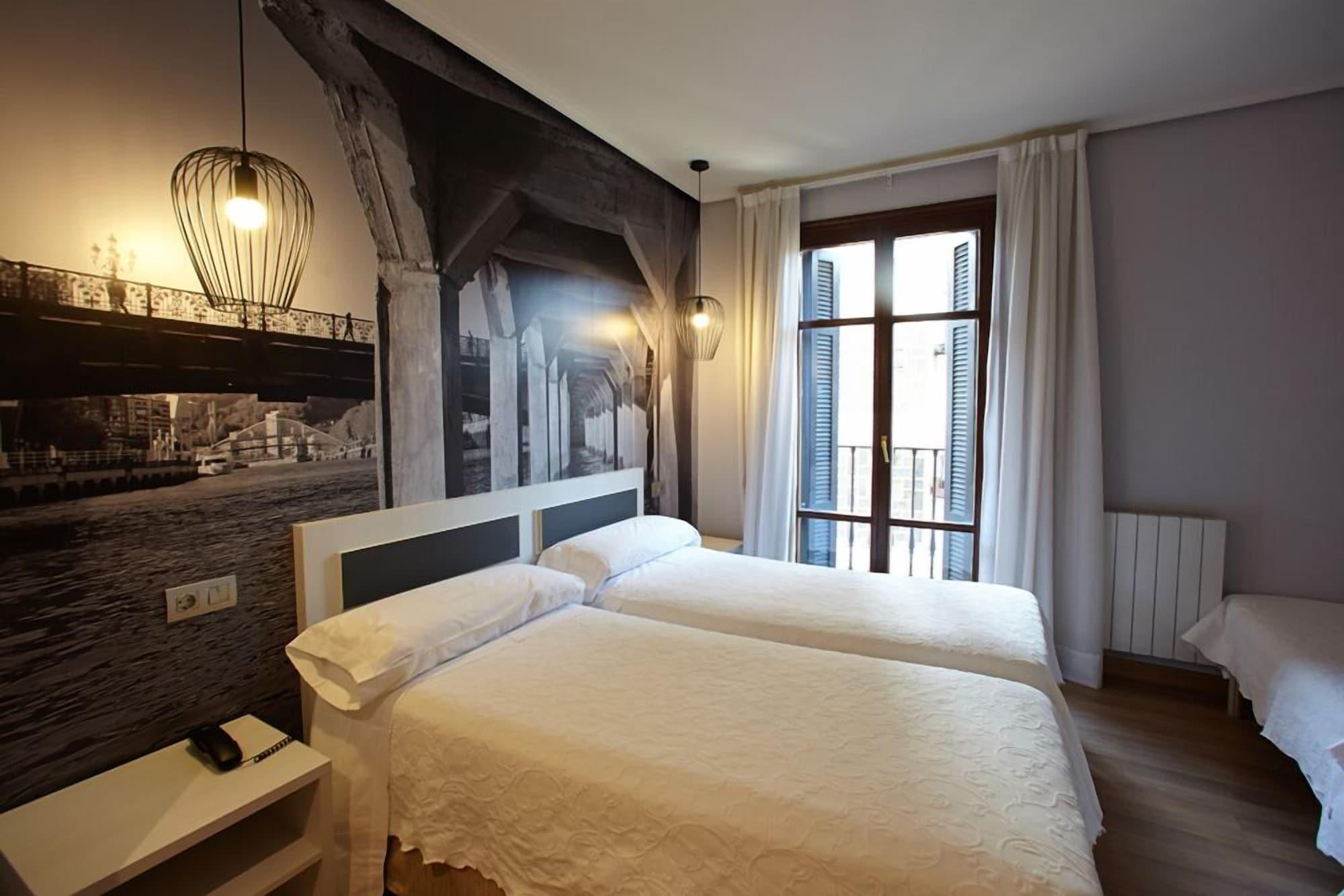 Hotel Sirimiri Bilbao Kültér fotó